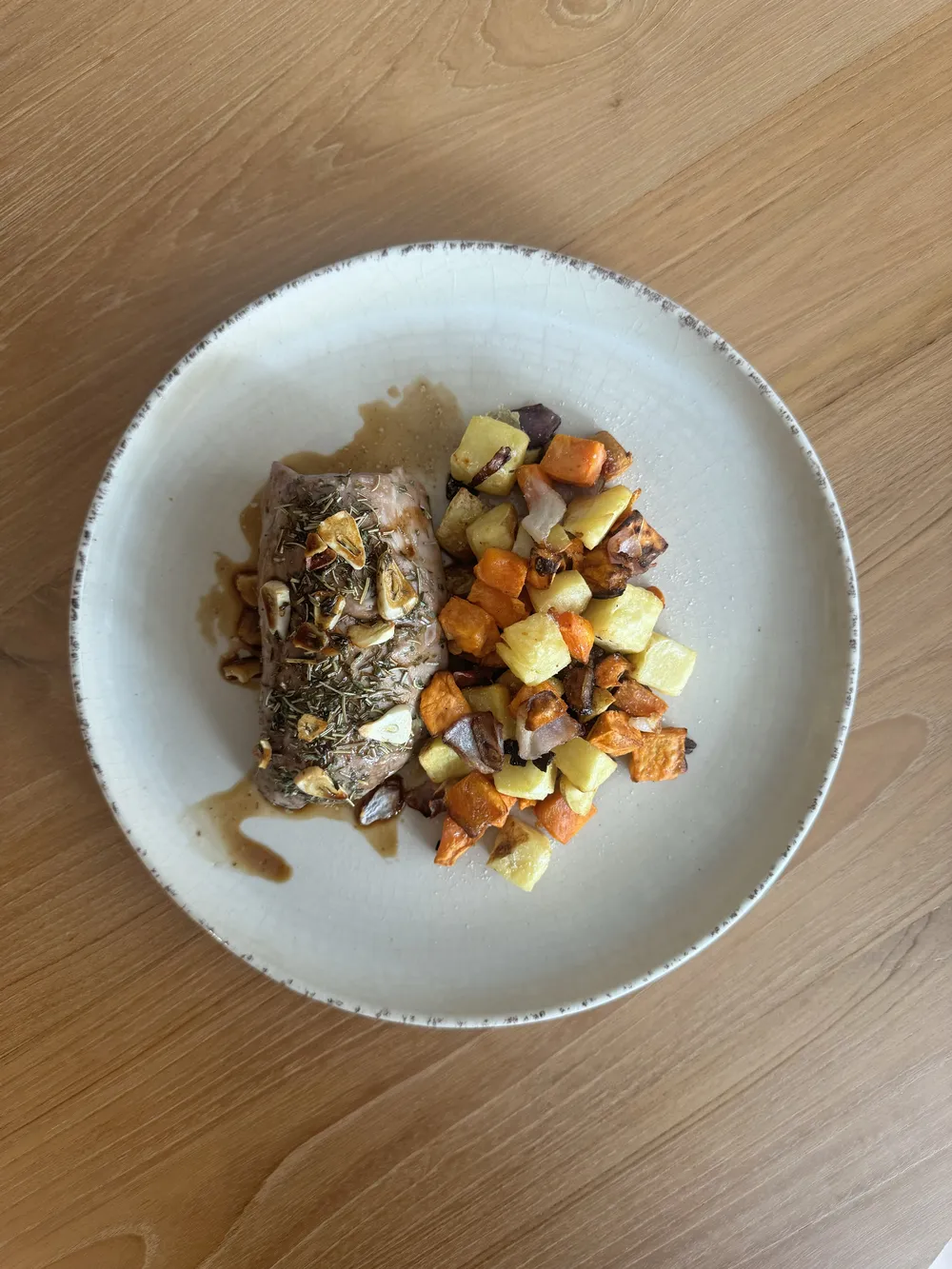 Carne mechada con verduras al vapor